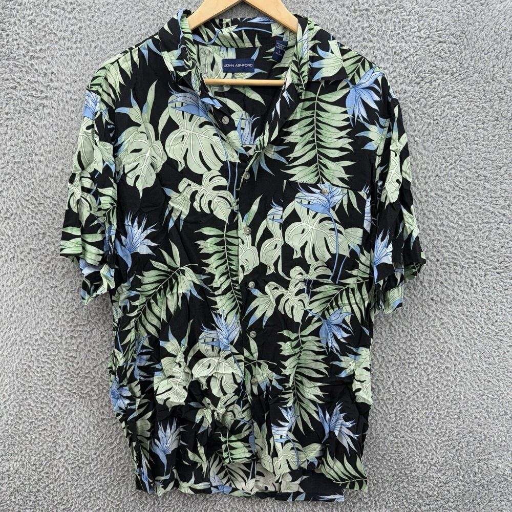 John Ashford Hawaiian Button Down Shirt Floral Design Mens Sz Large 100% Rayon